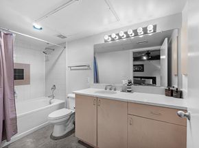 2000 Bagby Street 5423, Houston TX 77002