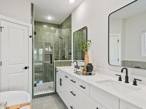 4814 Cochran Street, Houston TX 77009