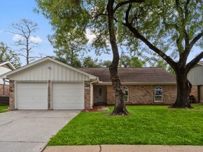 335 Haymarket Lane, Houston TX 77015