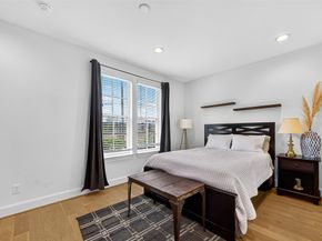 6240 Kansas Street, Houston TX 77007