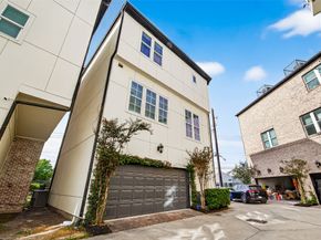 6240 Kansas Street, Houston TX 77007