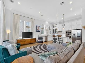 6240 Kansas Street, Houston TX 77007