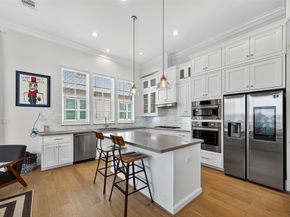 6240 Kansas Street, Houston TX 77007