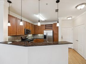 1711 Old Spanish Trail 440, Houston TX 77054