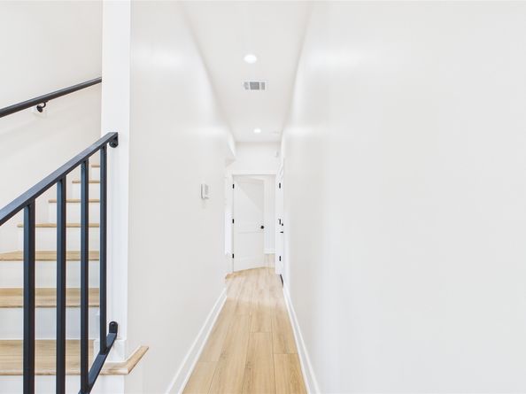 4506 Robertson, Houston TX 77009