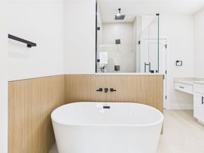 4506 Robertson, Houston TX 77009