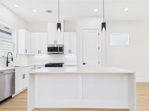 4506 Robertson, Houston TX 77009