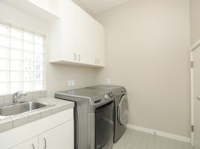 1909 Oakdale Street, Houston TX 77004