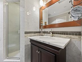 10034 Meadow Lake Lane, Houston TX 77042