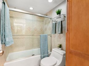 855 Augusta Drive 54, Houston TX 77057