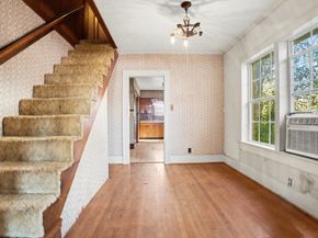 8405 Glenview Drive, Houston TX 77017