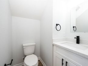 2022 Hampton Street A B, Houston TX 77088