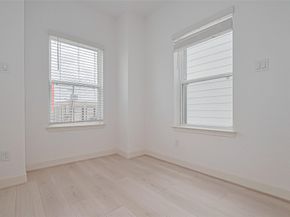 1611 Regents Court, Houston TX 77055