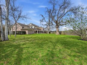 3 Wilmington Court, Sugar Land TX 77479