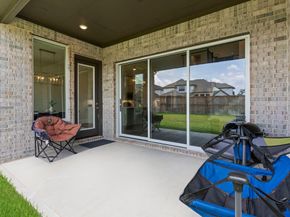316 Coldwater Creek Court, Conroe TX 77304