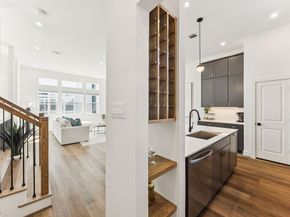 2121 Hoskins Drive C, Houston TX 77080