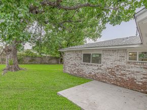 5003 Denoron Drive, Houston TX 77048