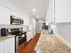 2239 Highland Hills Drive, Sugar Land TX 77478