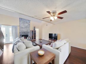 2239 Highland Hills Drive, Sugar Land TX 77478