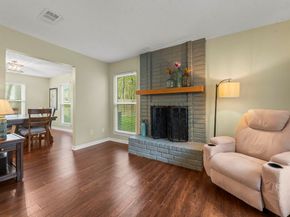 2107 Level Oak Place, The Woodlands TX 77380