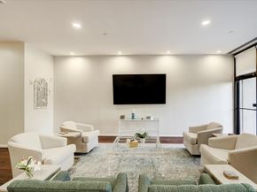 49 Briar Hollow Lane 1704, Houston TX 77027