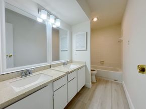 7950 N Stadium Drive 236, Houston TX 77030