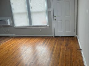 4127 Yale Street, Houston TX 77018