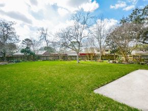10427 Huntington Crest Drive, Houston TX 77099
