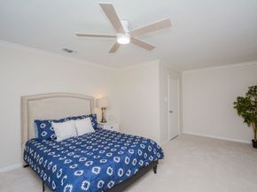 10427 Huntington Crest Drive, Houston TX 77099