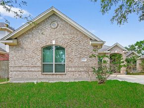 12426 Shadycrest Drive, Houston TX 77082