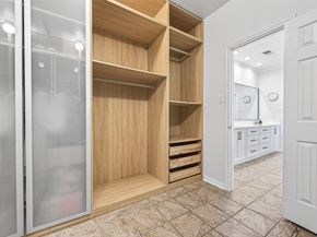 12426 Shadycrest Drive, Houston TX 77082
