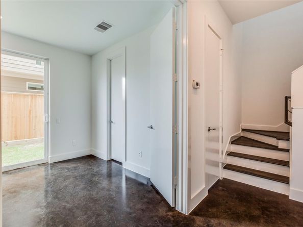 2345 Sperber Lane, Houston TX 77003