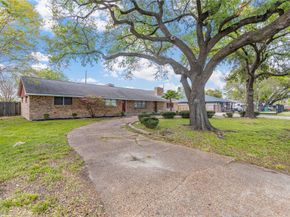 528 Beresford Street, Houston TX 77015