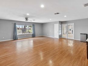 528 Beresford Street, Houston TX 77015