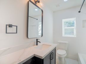 7305 Capitol Street, Houston TX 77011