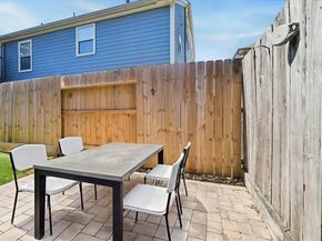 1421 W 26th STREET UNIT F, Houston TX 77008