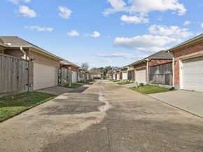 9901 Kemp Forest Drive, Houston TX 77080