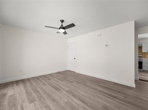 3838 Daphne Street, Houston TX 77021