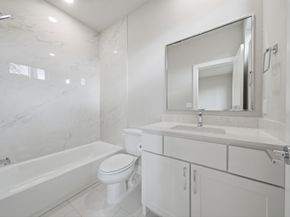 1704 Sedola Lane, Houston TX 77055