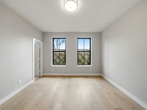 1704 Sedola Lane, Houston TX 77055