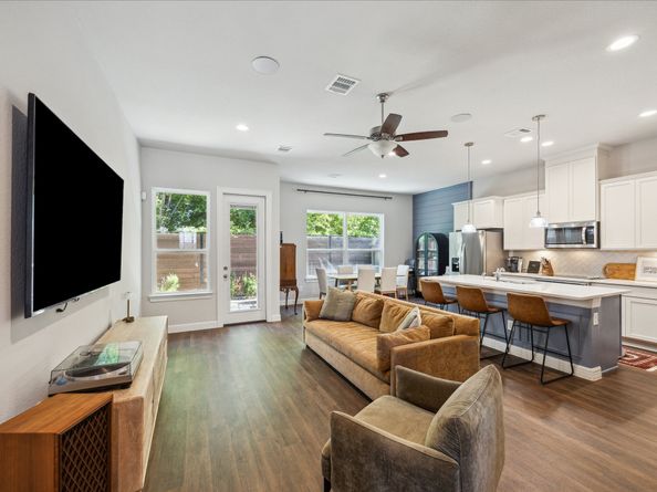 1502 Upland Glen Way, Houston TX 77043