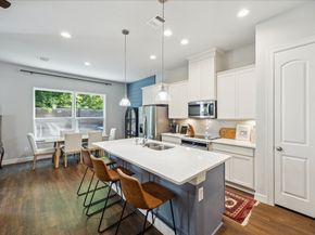 1502 Upland Glen Way, Houston TX 77043