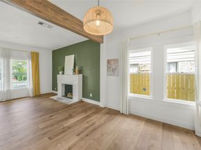 4030 Pineridge Street, Houston TX 77009