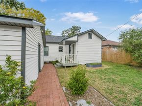 4030 Pineridge Street, Houston TX 77009