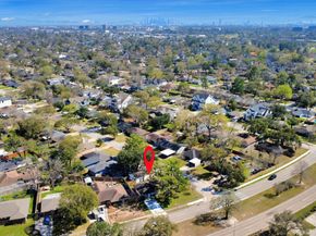 4218 T C Jester Blvd, Houston TX 77018