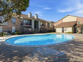 9350 Country Creek Drive 41, Houston TX 77036