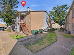 9350 Country Creek Drive 41, Houston TX 77036