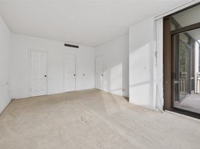 15 Greenway Plaza 2A, Houston TX 77046
