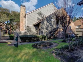 6601 Sands Point Drive 34, Houston TX 77074