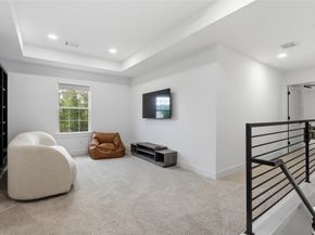 6747 Peerless Street, Houston TX 77021
